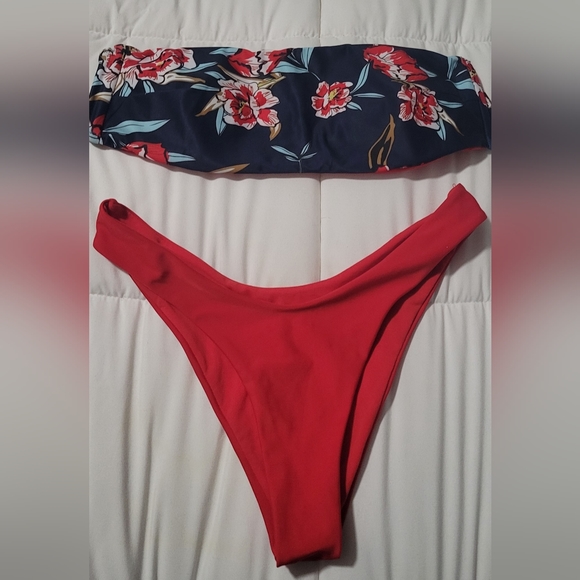 Shein Bikini - Picture 1 of 4